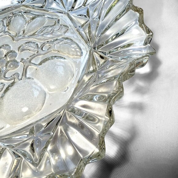 Vintage Clear Glass Molded Fruit 11” Ruffled Bowl - Unmarked - Picture 3 of 8
